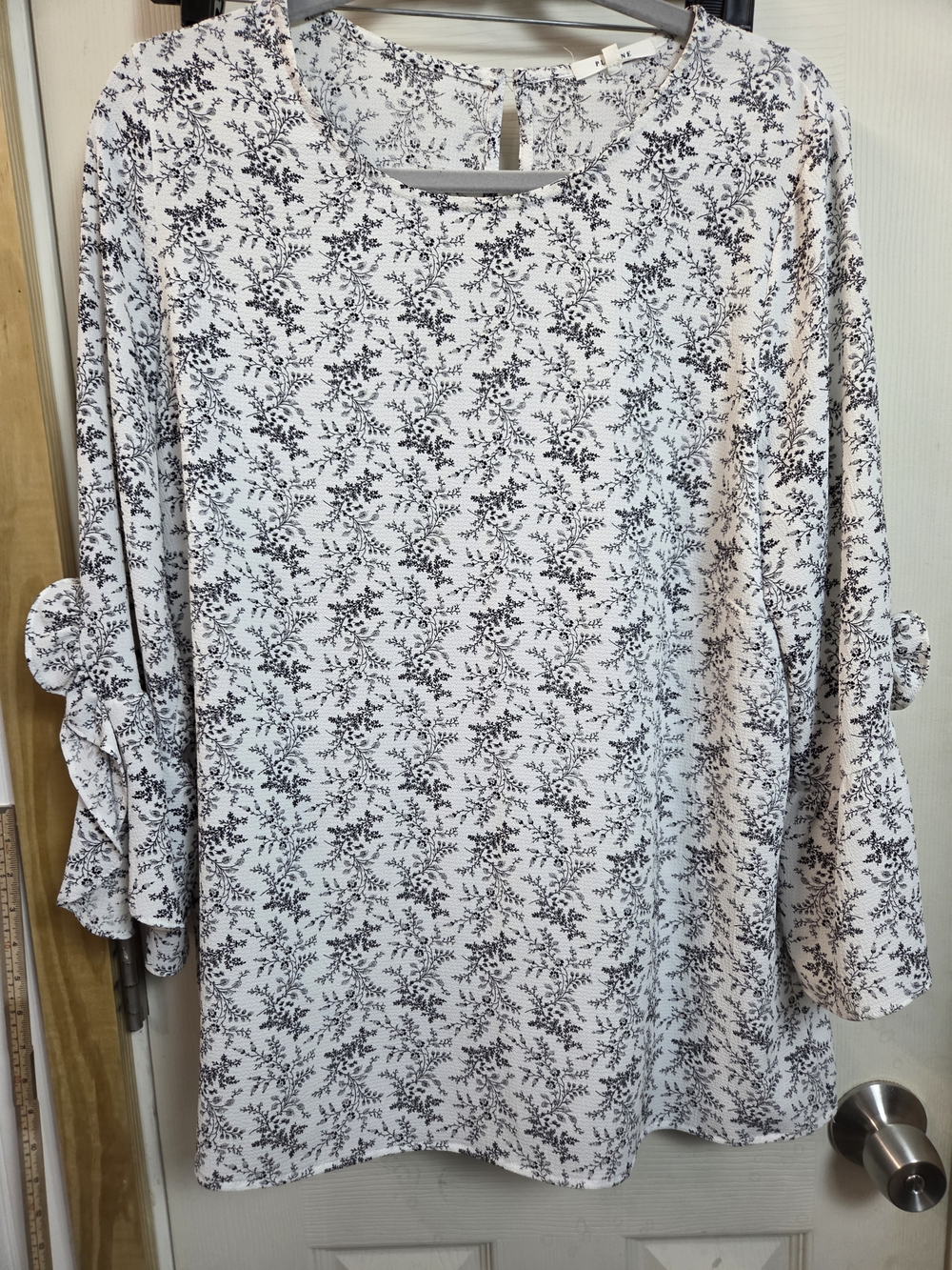 Pleione White Long Sleeve Floral Print Blouse with Ruffle Detail #0446